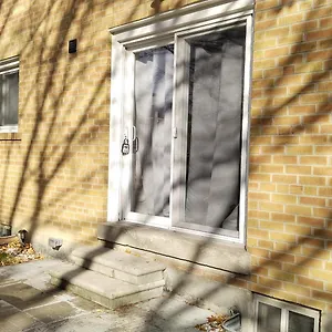 grandravine-beautiful-unit-near-downtown.hotelstorontoontario.org/